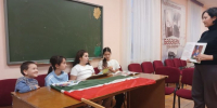 В Бизякинском сельском клубе познавательный час посвятили государственным символам Татарстана - Менделеевские новости
