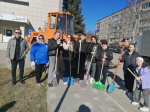 Менделеевск дружно выходит на уборку города