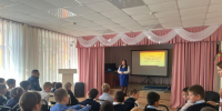 Менделеевские школьники с ОВЗ узнали правила безопасного поведения на дороге - Менделеевские новости