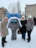 На гастрофестивале по-Менделеевски приготовили 10 килограммов плова, угощали татарским чаем и глинтвейном