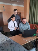 Школьникам Менделеевска показали устройство БПЛА и рассказали о службе в войсках беспилотных систем