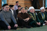 Рустам Минниханов совершил намаз в отреставрированной мечети села Айбаш