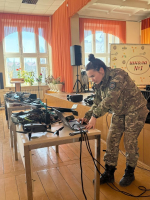 Оператор БПЛА из Менделеевска рассказала школьникам о службе в зоне СВО
