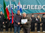 «Победа будет за нами»: в Менделеевске отправили гуманитарный груз и вручили награды волонтёрам