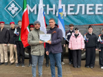 «Победа будет за нами»: в Менделеевске отправили гуманитарный груз и вручили награды волонтёрам