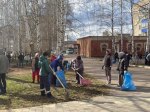 Жители Менделеевска присоединились к общегородскому субботнику